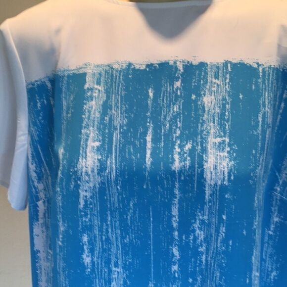 Land’s End top tunic length short sleeve blue white button keyhole closure 8 - Picture 4 of 8